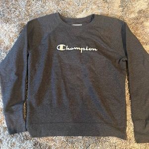 LIGHTLY USED CHAMPION SWEATSHIRT